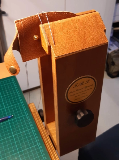 Using a stitching pony for clamping Using a stitching pony for clamping