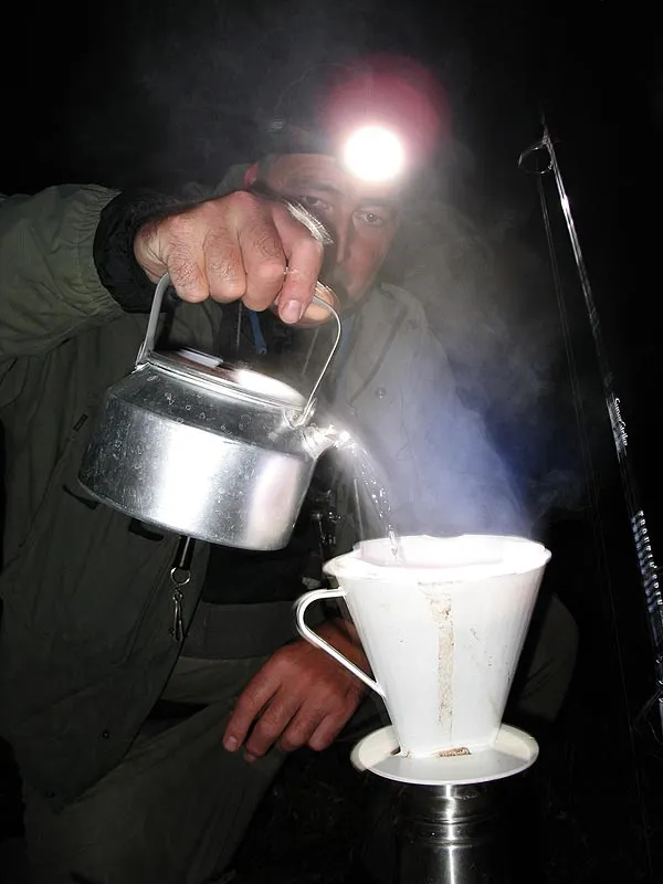 Coffee-brewing - The freshly brewed coffee is a life saver when night fishing